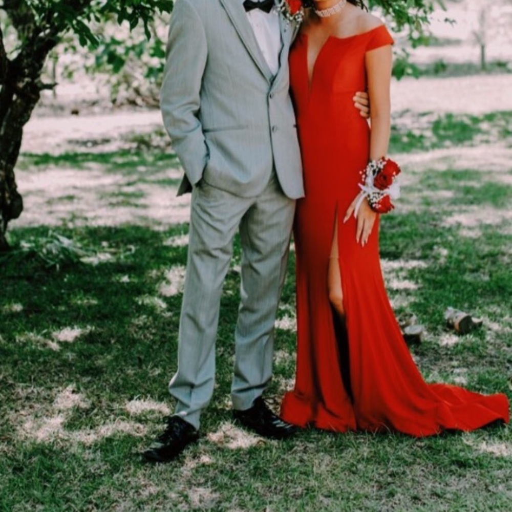 red prom dress - Picture 2 of 2